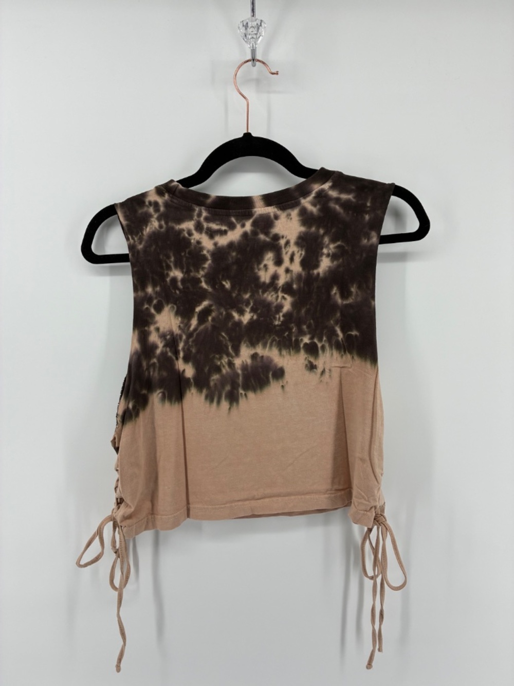 Tie Dye Crop Camaro Sleeveless Top with Side Ties - Picture 4 of 6